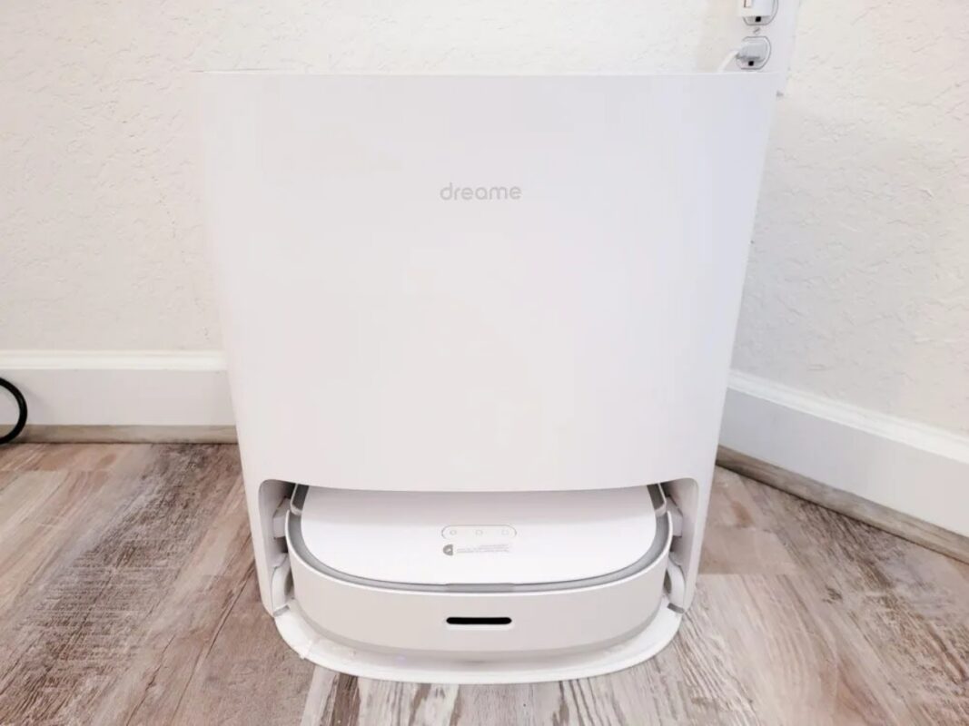 Đế sạc của Dreame W10