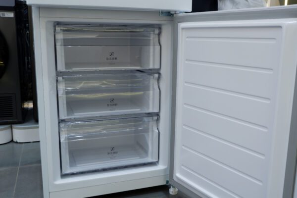 Tủ lạnh Xiaomi Mijia 256L thiết kế 3 cửa độc lập
