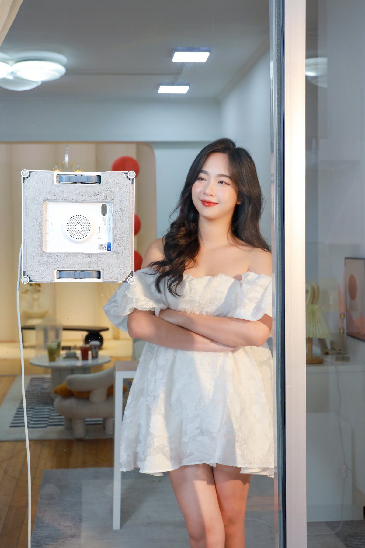 Robot lau kính Ecovacs Winbot W2 OMNI