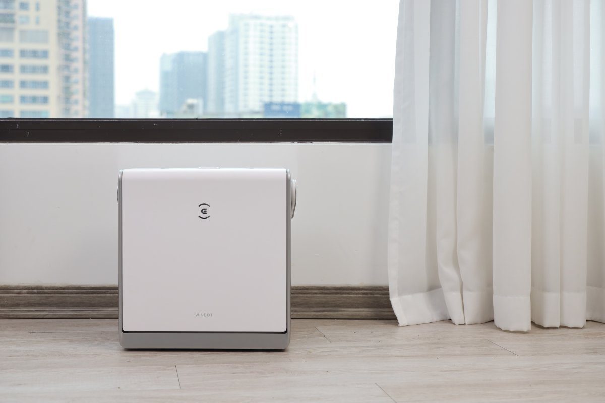 Robot lau kính Ecovacs Winbot W2 OMNI